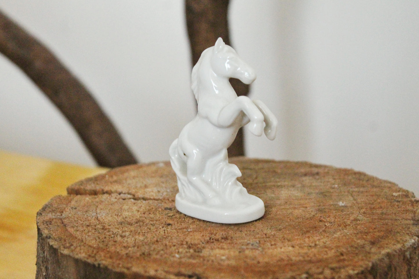 Vintage White horse St Wolfgang Porcelain Figurine 3.5 inches - Austria - 1980s