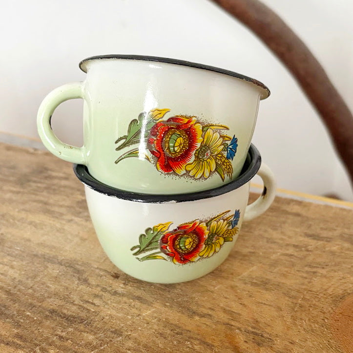 Set of 2 Vintage Enamel Children’s Mugs with Floral Design, Small Enamel Cups, 1970s–1980s Kitchenware