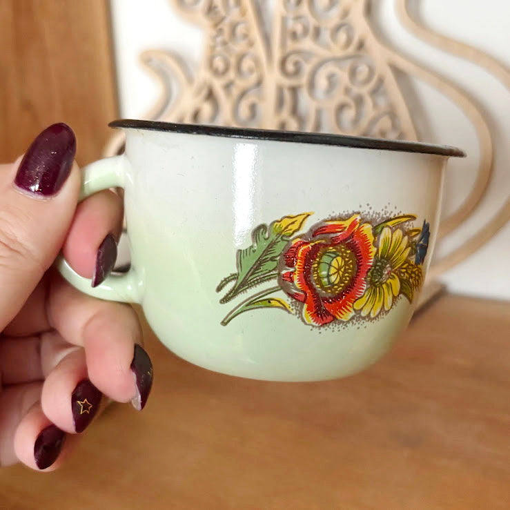 Set of 2 Vintage Enamel Children’s Mugs with Floral Design, Small Enamel Cups, 1970s–1980s Kitchenware