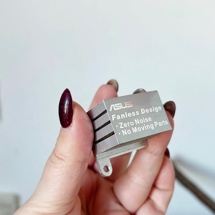 ASUS Fanless Heatsink Vintage Computer Part, Motherboard Chipset Cooling Radiator, Passive Aluminum PC Heatsink, Tech Craft Supply