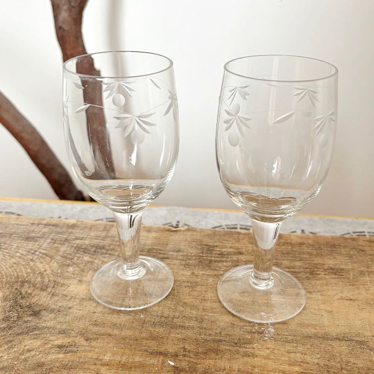 Vintage Etched Wine Glasses Pair, Thin Clear Glass Stemware With Floral Pattern, Elegant Soviet Era Barware Set, 150 ml Goblets