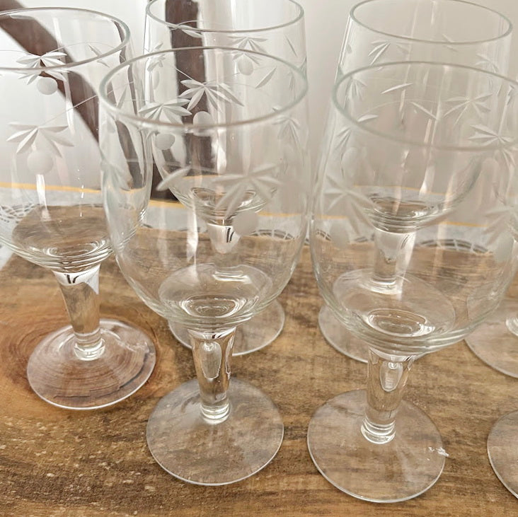 Vintage Etched Wine Glasses Pair, Thin Clear Glass Stemware With Floral Pattern, Elegant Soviet Era Barware Set, 150 ml Goblets