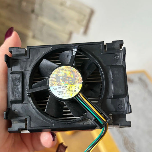 Intel CPU Cooler Fan With Heatsink Vintage Computer Cooling Assembly PC Hardware Part