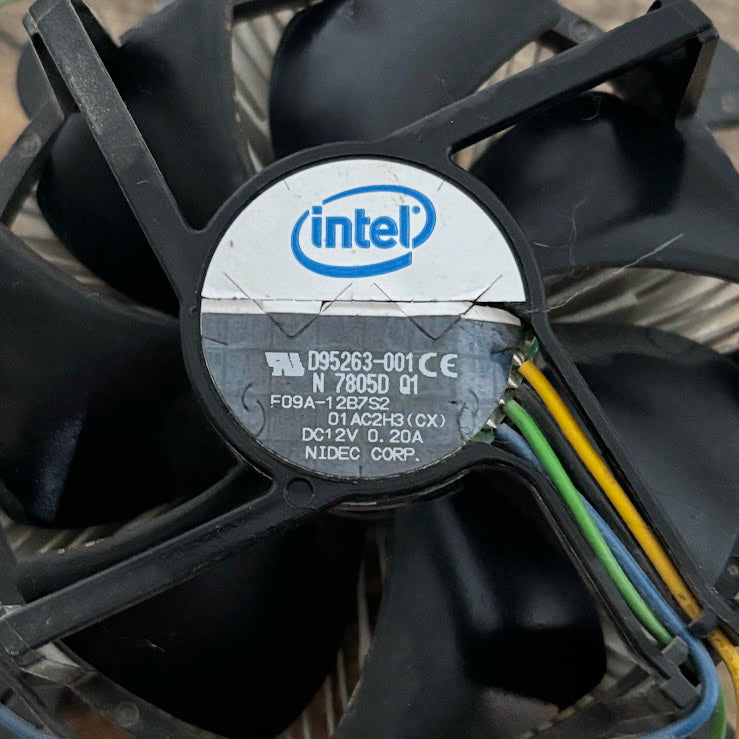 Vintage Intel CPU Cooling Fan with aluminum Heatsink Desktop Computer Cooler - untested 2000s