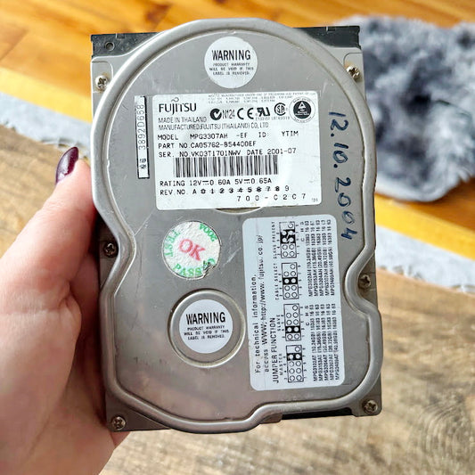 Vintage Fujitsu IDE Hard Drive MPG3307AH 2001 Desktop Computer HDD Untested
