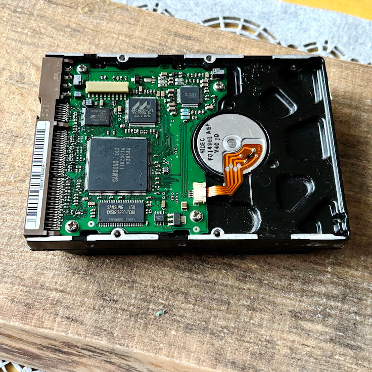 Vintage Samsung SV2001H 20GB IDE Hard Drive 2002 SpinPoint Internal HDD Retro PC Component Untested