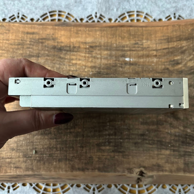 Vintage Samsung SFD-321B 3.5 Inch Floppy Disk Drive Internal PC FDD Early 2000s Retro Computer Hardware Untested