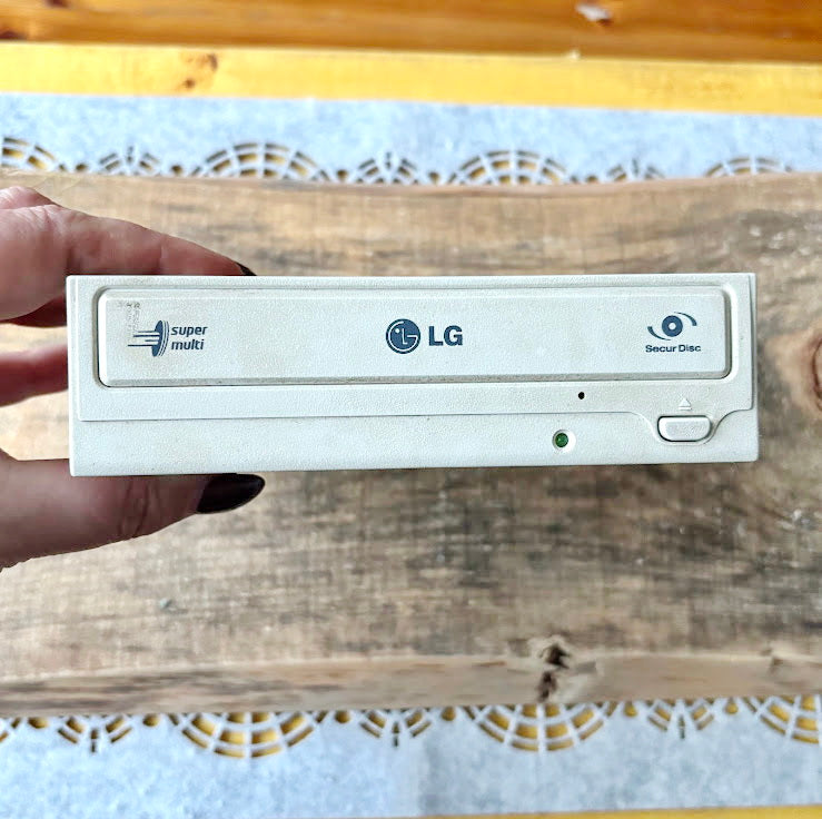 LG Super Multi DVD Rewriter GSA-H55N 2007 Internal Optical Drive ide Desktop pc Untested Vintage Hardware