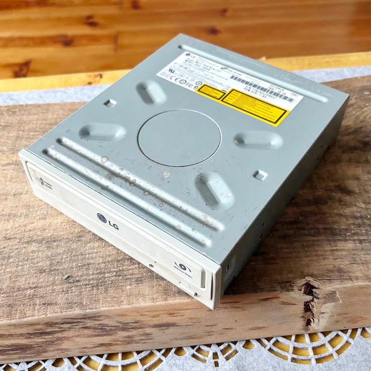LG Super Multi DVD Rewriter GSA-H55N 2007 Internal Optical Drive ide Desktop pc Untested Vintage Hardware