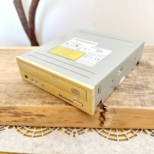 Vintage Lite-On CD-RW Drive LTR-52327S 2003 Internal Optical Drive Retro Computer Hardware pc Modding Parts