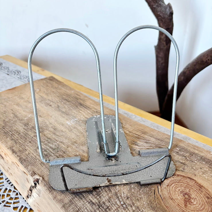 Vintage Metal Book Stand Folding Reading Holder Retro Desk Book Rest Cookbook Display Stand Industrial Style - 7x6 inches