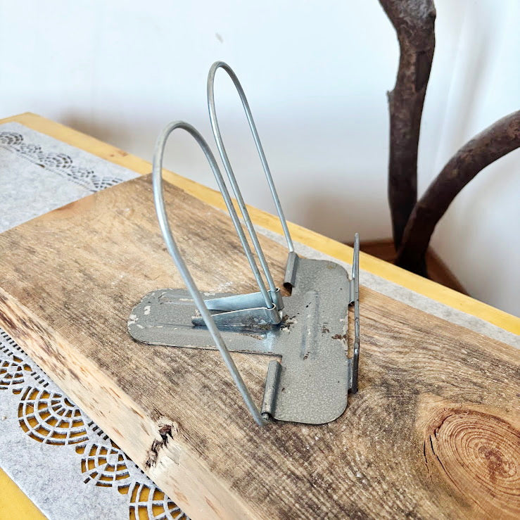 Vintage Metal Book Stand Folding Reading Holder Retro Desk Book Rest Cookbook Display Stand Industrial Style - 7x6 inches
