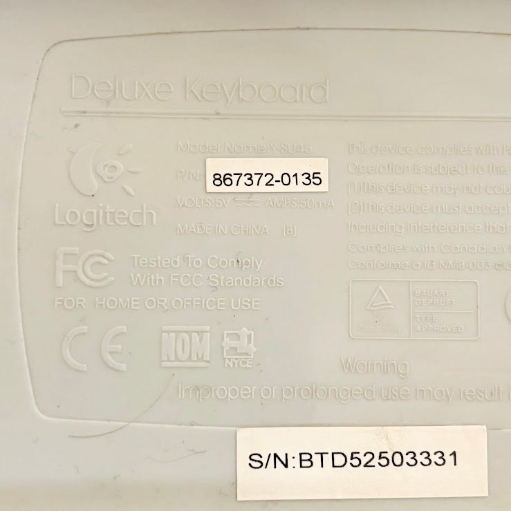 Logitech Deluxe Keyboard Y-SU61 Vintage PS/2 Wired Keyboard Retro PC Accessory Early 2000s Computer Keyboard