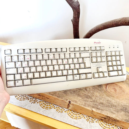 Logitech Deluxe Keyboard Y-SU61 White PS/2 Vintage Office Keyboard Full Size Retro Computer Peripheral 2000s - untested