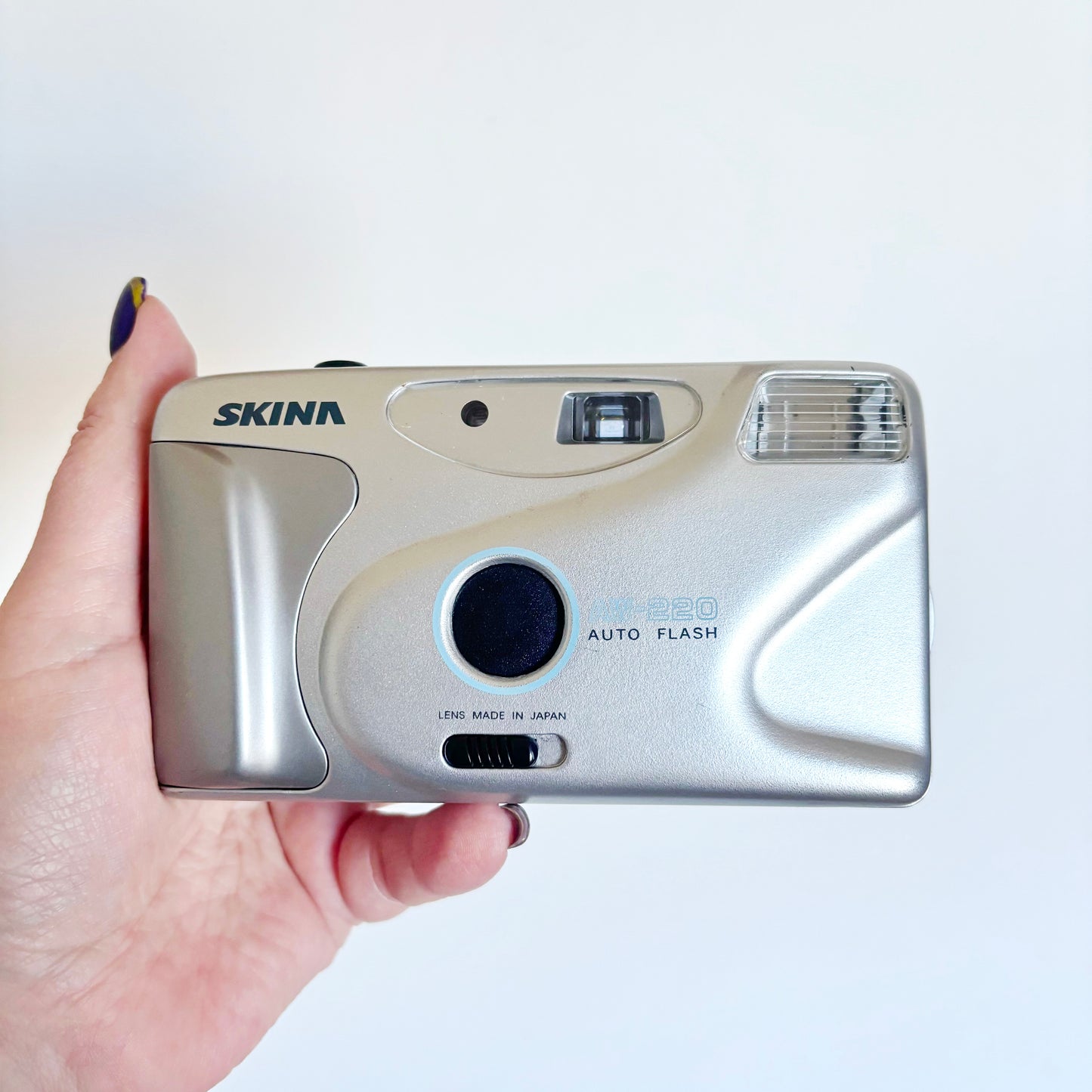 Skina AW-220 Film Camera 35mm Point and Shoot Vintage Auto Flash Camera Y2K Retro Lomography Tested Working
