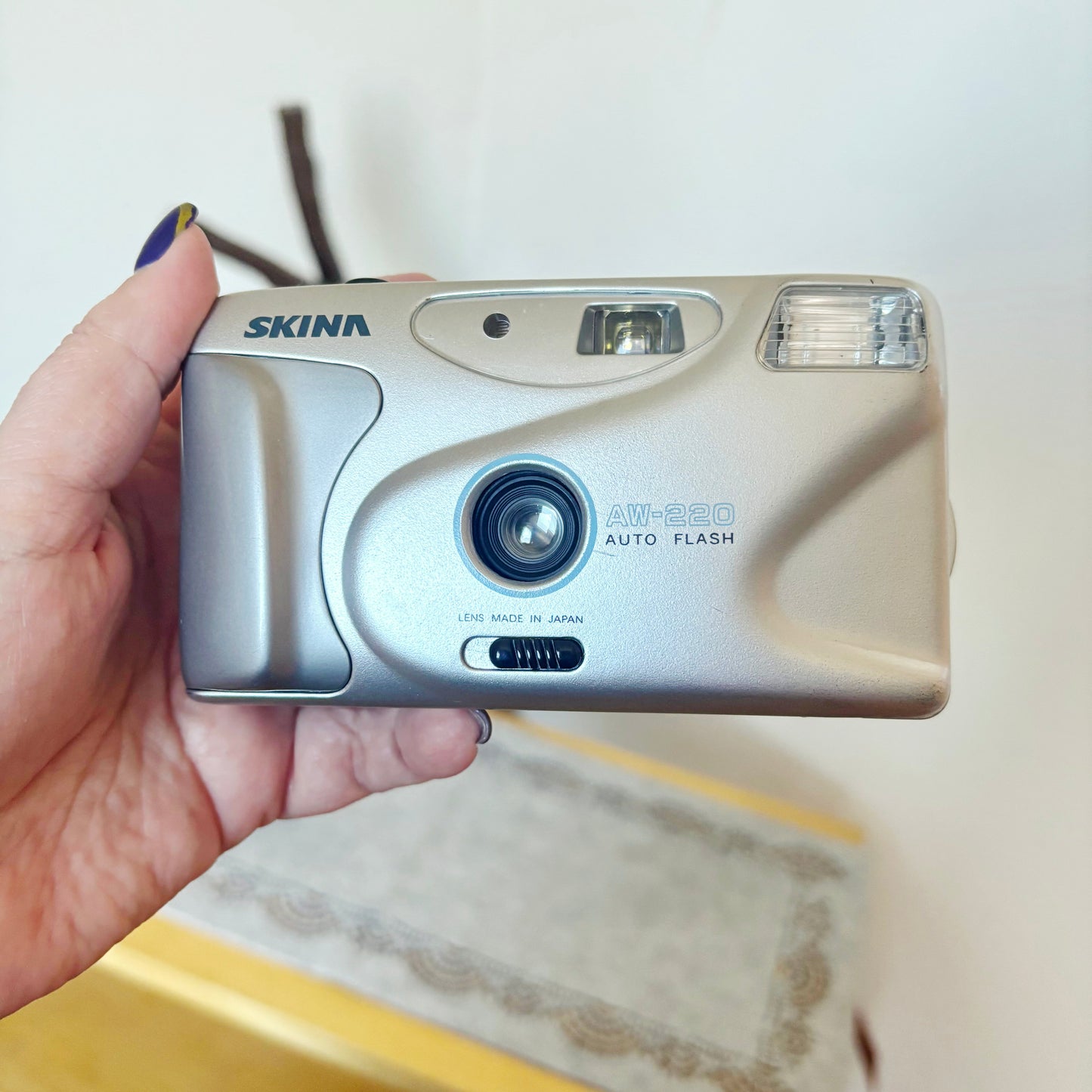 Skina AW-220 Film Camera 35mm Point and Shoot Vintage Auto Flash Camera Y2K Retro Lomography Tested Working