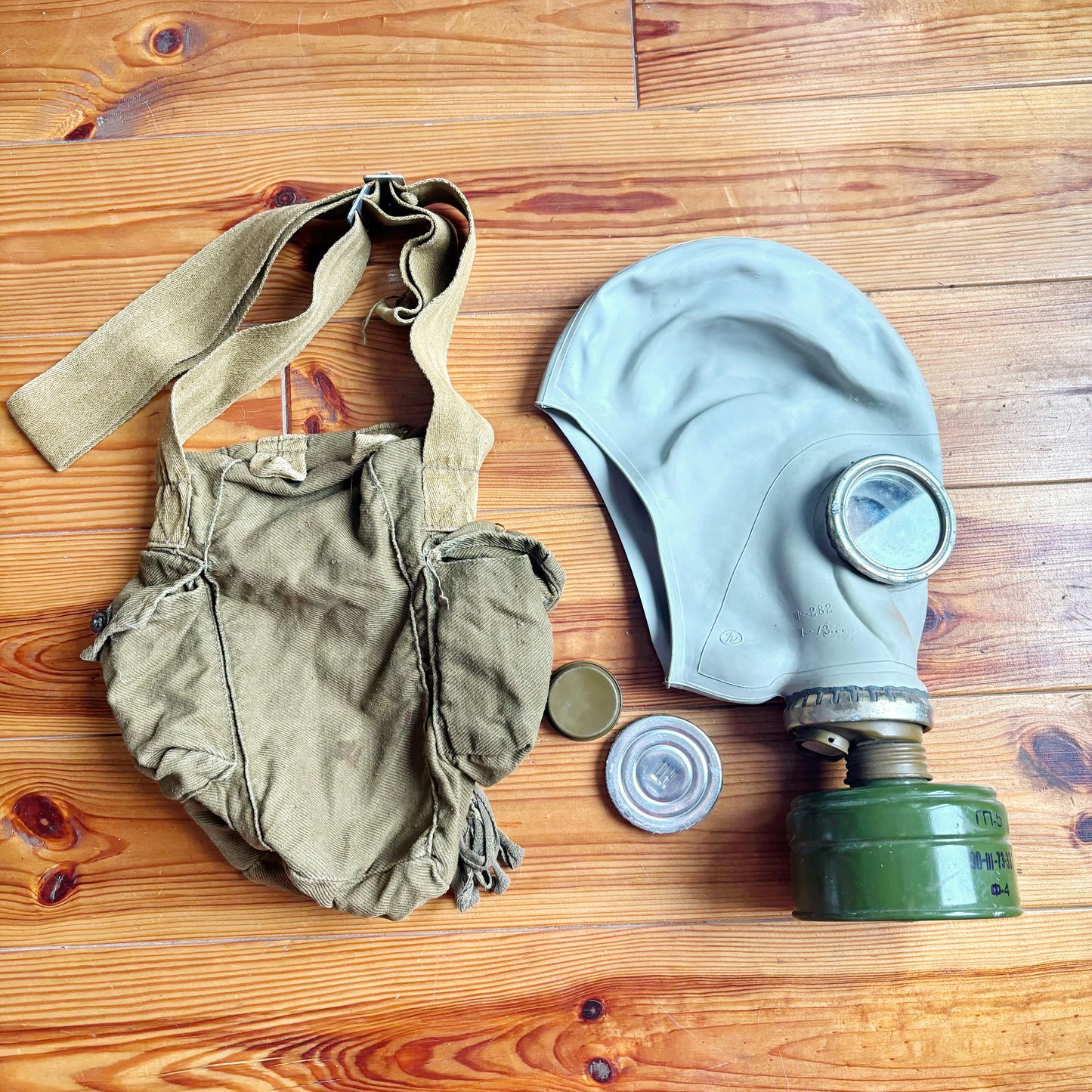 Vintage GP-5 Gas Mask With Bag Soviet Civil Defense Respirator Collectible Military Prop Display Piece