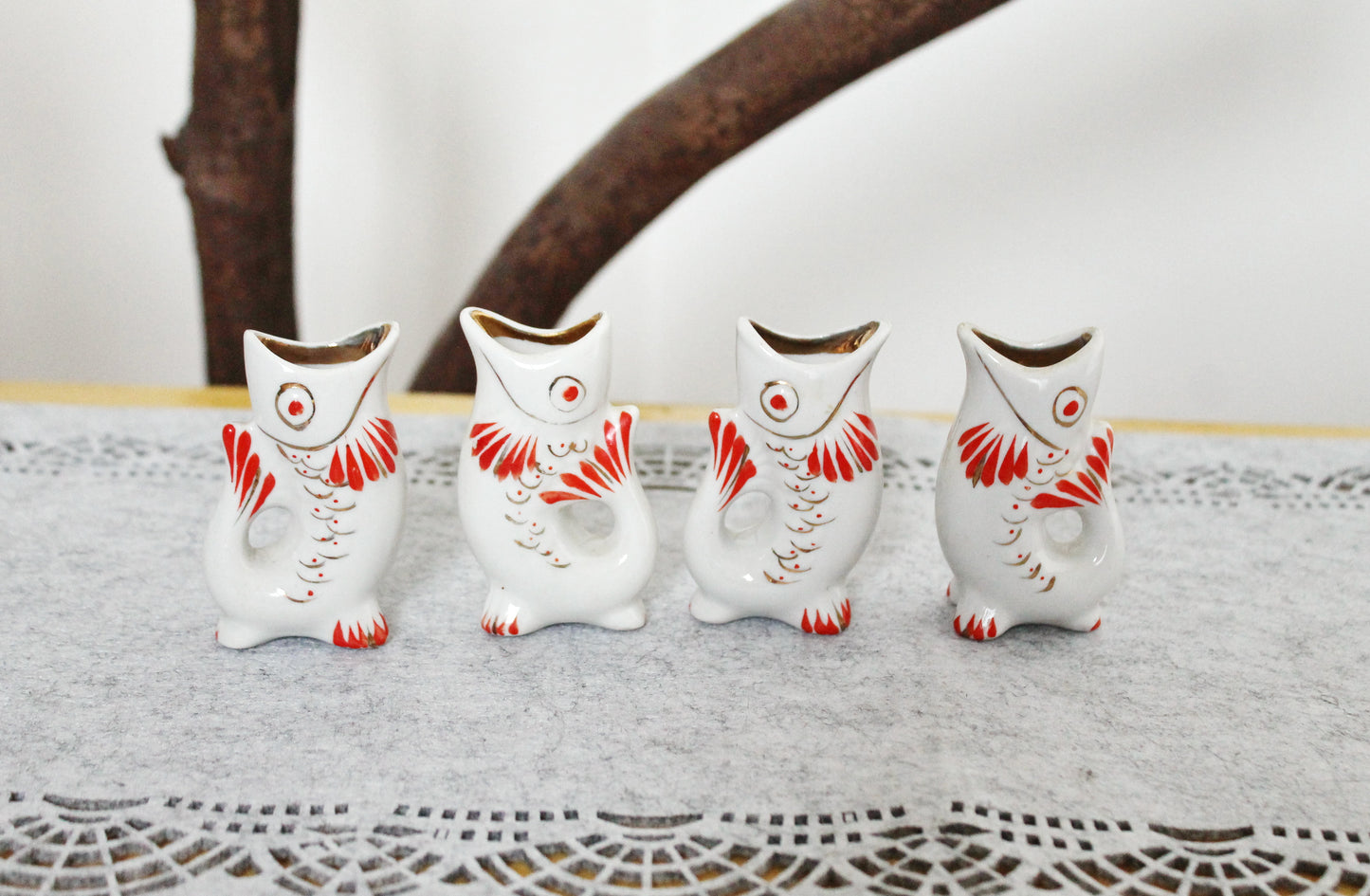 Vintage Ceramic Drinking Set of 4 small fishes - The family of carp - White and Red - 1970s - from Ukraine / Soviet Union / USSR - 002