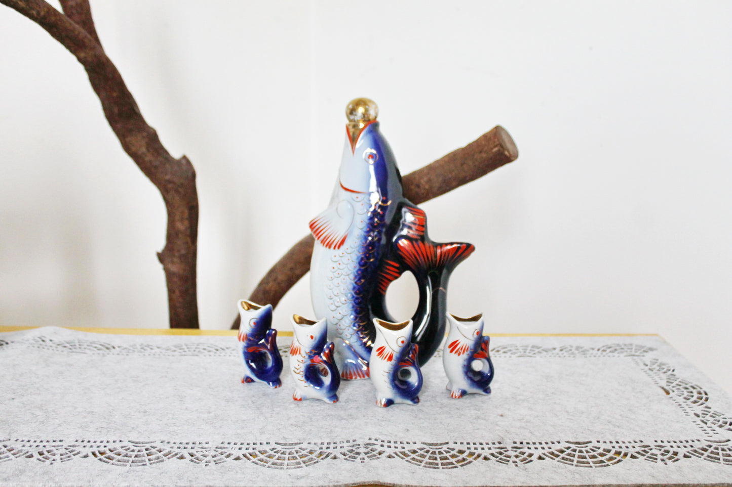 Vintage Ceramic Fish Drinking Set - The family of carp - Blue and Red - 1970s - from Ukraine / Soviet Union / USSR