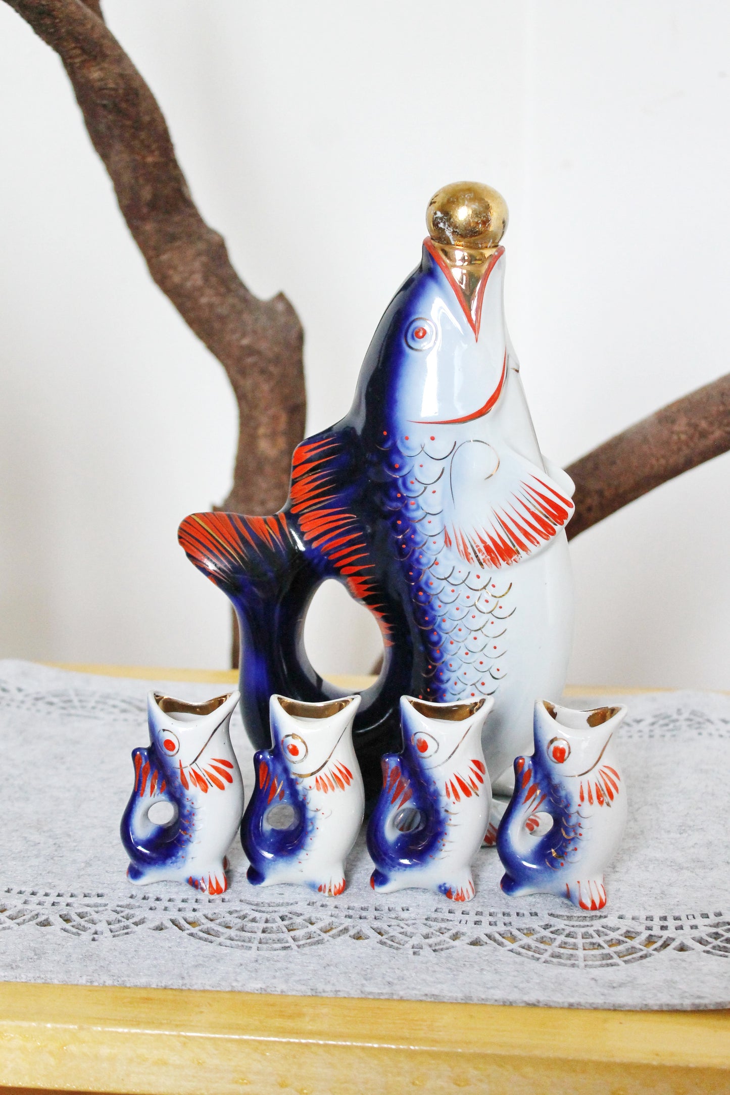 Vintage Ceramic Fish Drinking Set - The family of carp - Blue and Red - 1970s - from Ukraine / Soviet Union / USSR