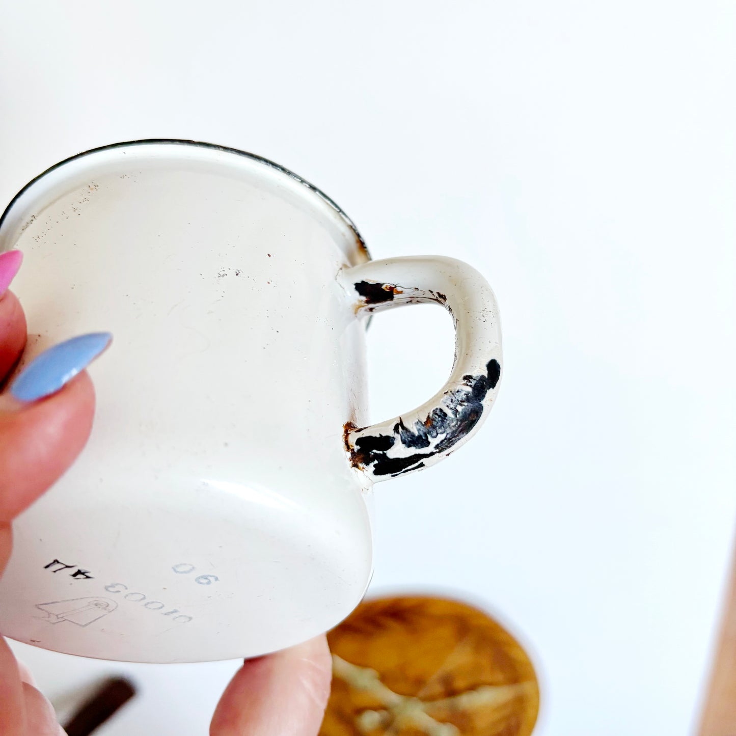 Vintage Enamel Mug Soviet Era Floral Cup 0.4L Ukrainian Kitchenware Rustic Farmhouse Camping Coffee Mug