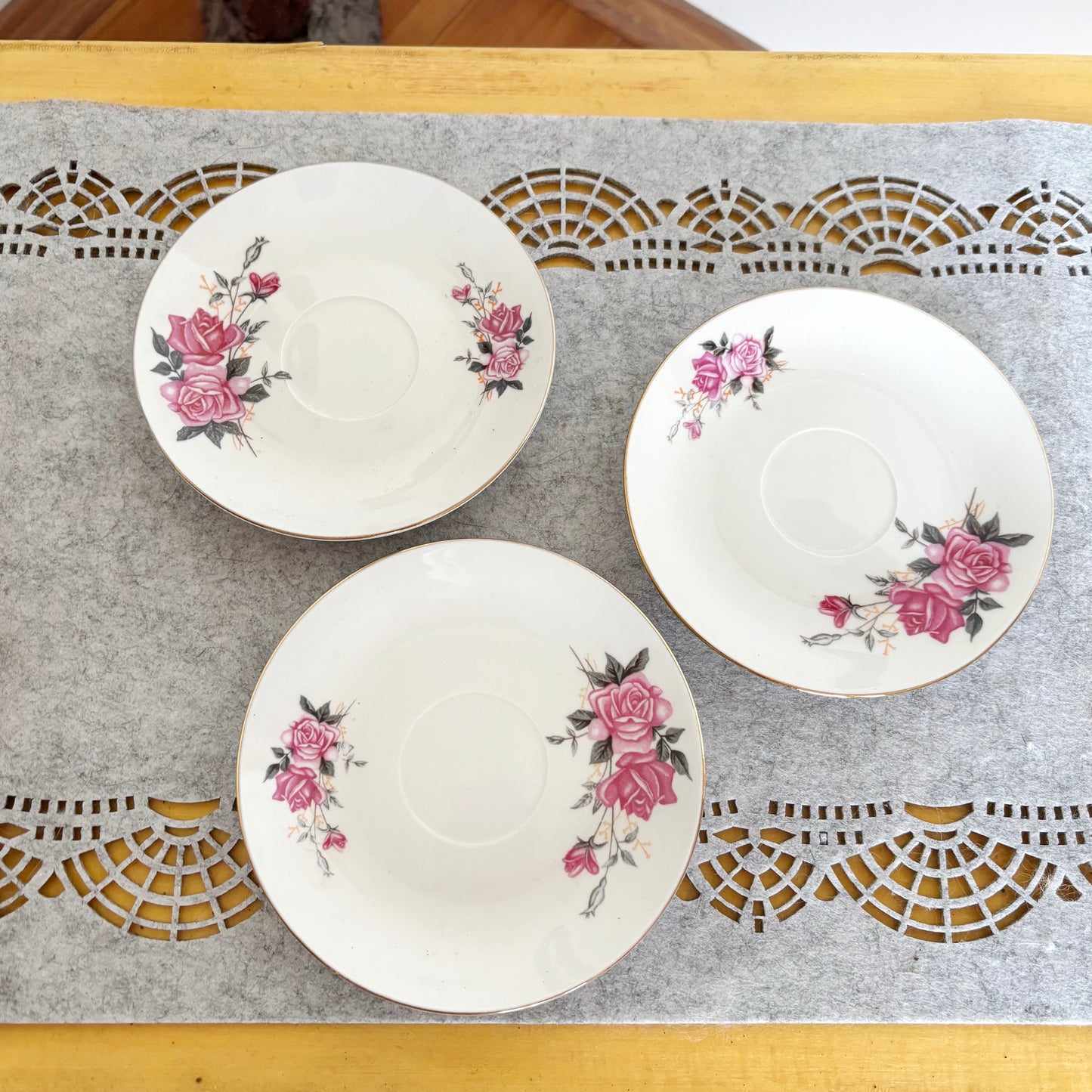 Set of 3 Vintage Tientsin China Saucers Pink Rose Porcelain Tea Saucers Gold Trim Tianjin China Floral Tableware