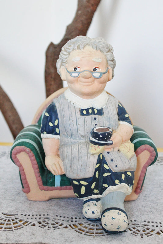 Vintage ceramic clay figurine - Grandmother on the Chair - 9.8 inches - Germany figurine - vintage decor - Germany vintage -1980-1990s
