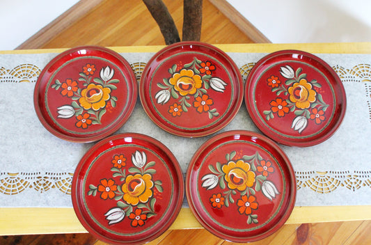 Vintage Germany plates - set of 5 - 7.8 inches - Beautiful Germany Porcelain red Plates with flowers ornament - 1980s