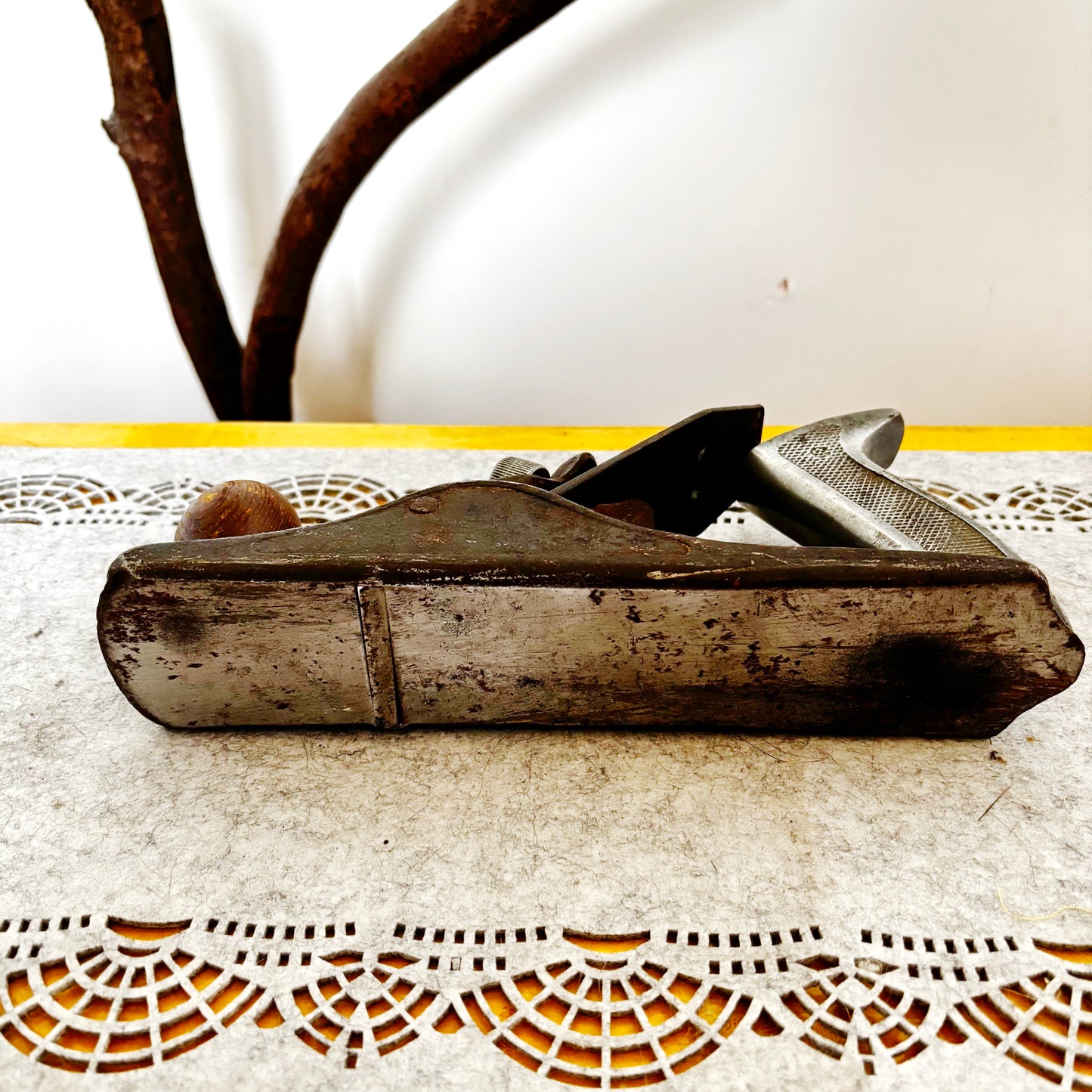 Vintage Soviet Hand Plane USSR Woodworking Tool Cast Iron Wood Plane Wooden Front Knob Aluminum Handle Carpenter Tool