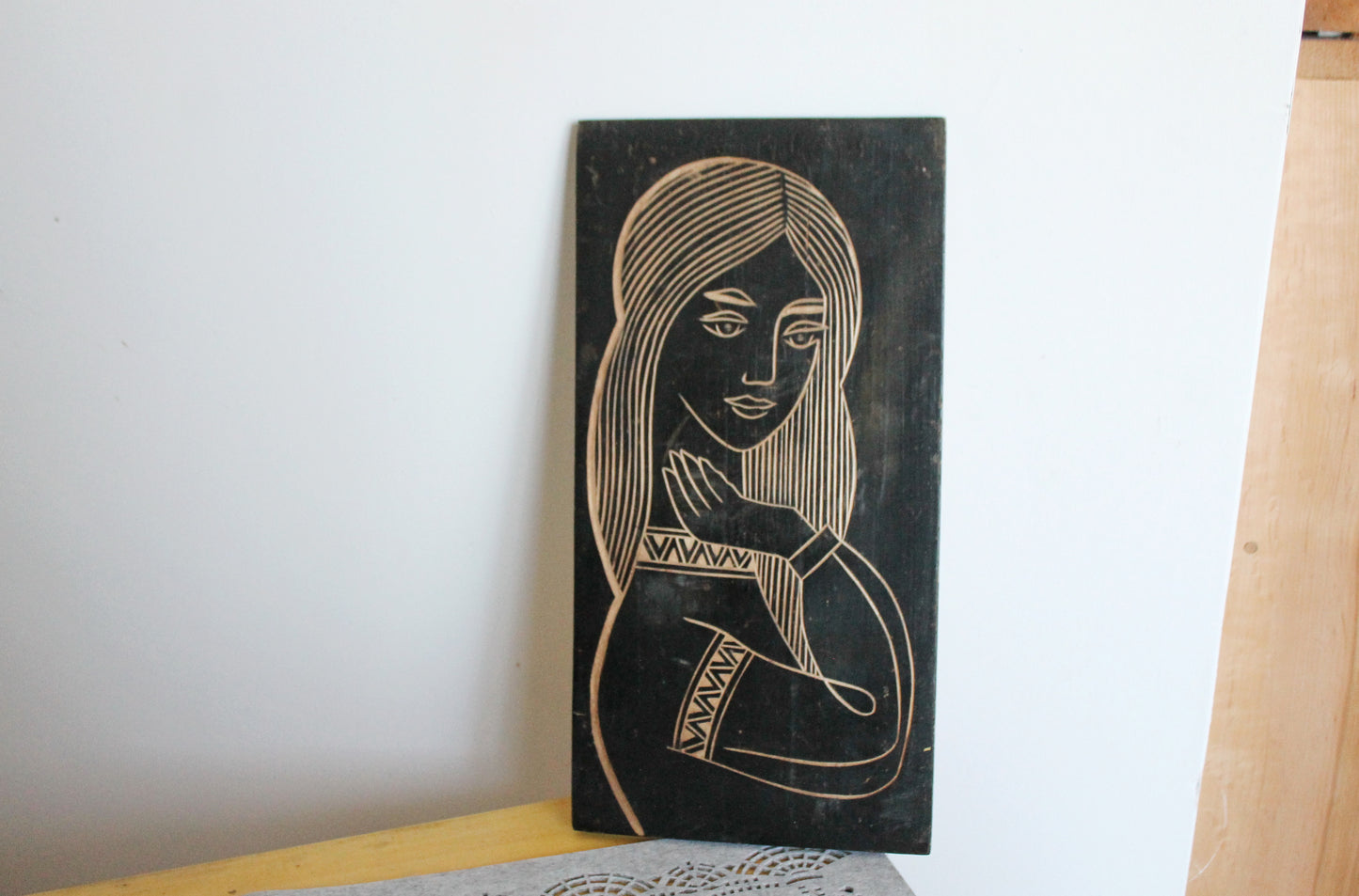 Soviet Ukraine wooden wall hanging - 15.7 inches - Women - Wooden wall decor - Carved wooden picture - Home decor USSR era - 1974