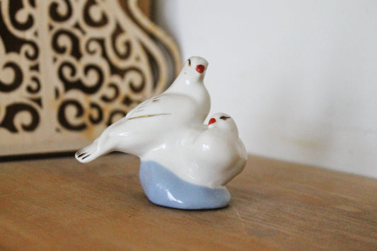 Soviet Porcelain couple of Doves figurine - 2.9 inches - small USSR porcelain figurine - made in 1970