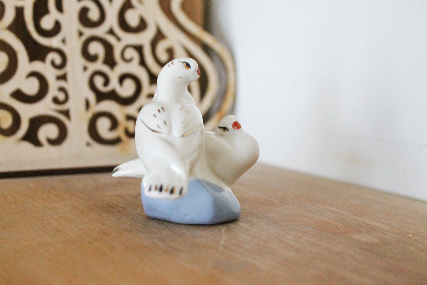 Soviet Porcelain couple of Doves figurine - 2.9 inches - small USSR porcelain figurine - made in 1970