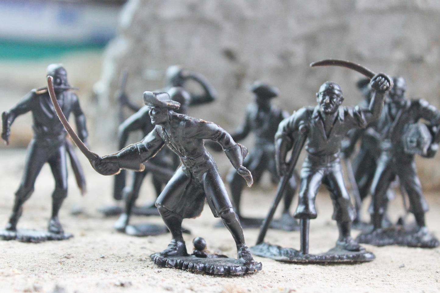 Set of 8 ussr vintage plastic toys - 2.4 inches - pirates - Soviet toys soldiers - 1970s