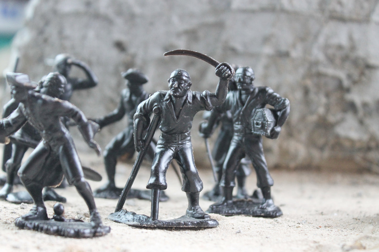 Set of 8 ussr vintage plastic toys - 2.4 inches - pirates - Soviet toys soldiers - 1970s