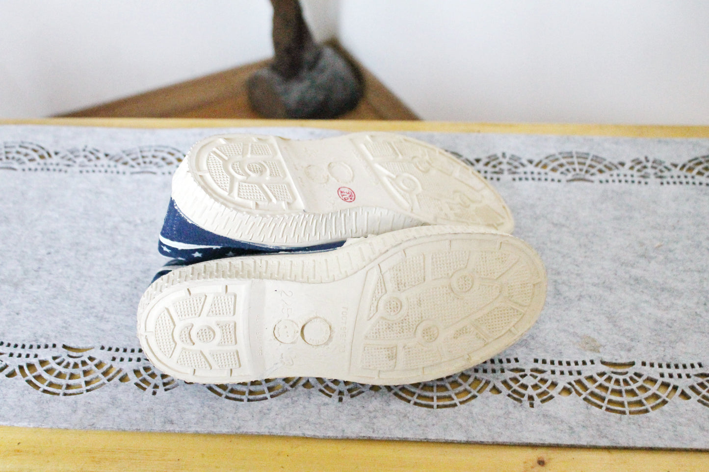 Vintage USSR stars blue sneakers - 6 size, Soviet shoes, retro sneakers made in the USSR in 1990