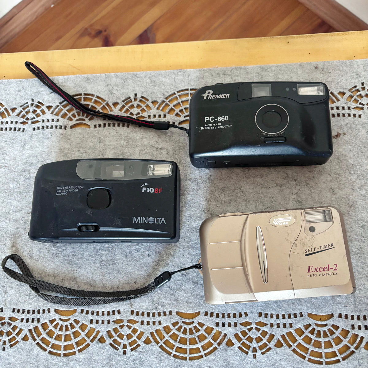 Vintage 35mm Film Camera Lot, Minolta F10BF, Premier PC-660 & Wizen Excel-2, 1990s–2000s, Non-Working Props