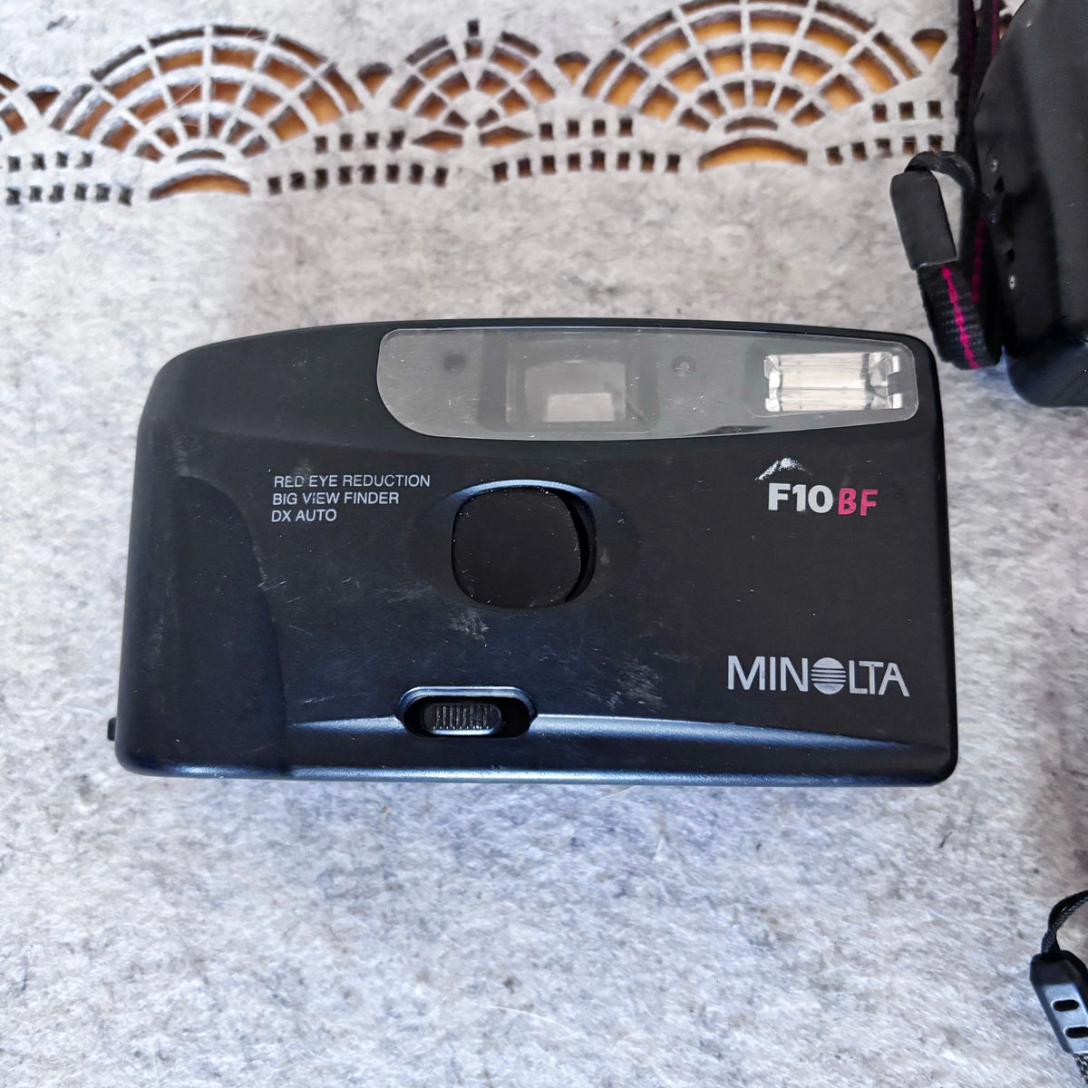 Vintage 35mm Film Camera Lot, Minolta F10BF, Premier PC-660 & Wizen Excel-2, 1990s–2000s, Non-Working Props