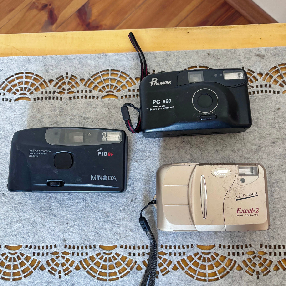 Vintage 35mm Film Camera Lot, Minolta F10BF, Premier PC-660 & Wizen Excel-2, 1990s–2000s, Non-Working Props