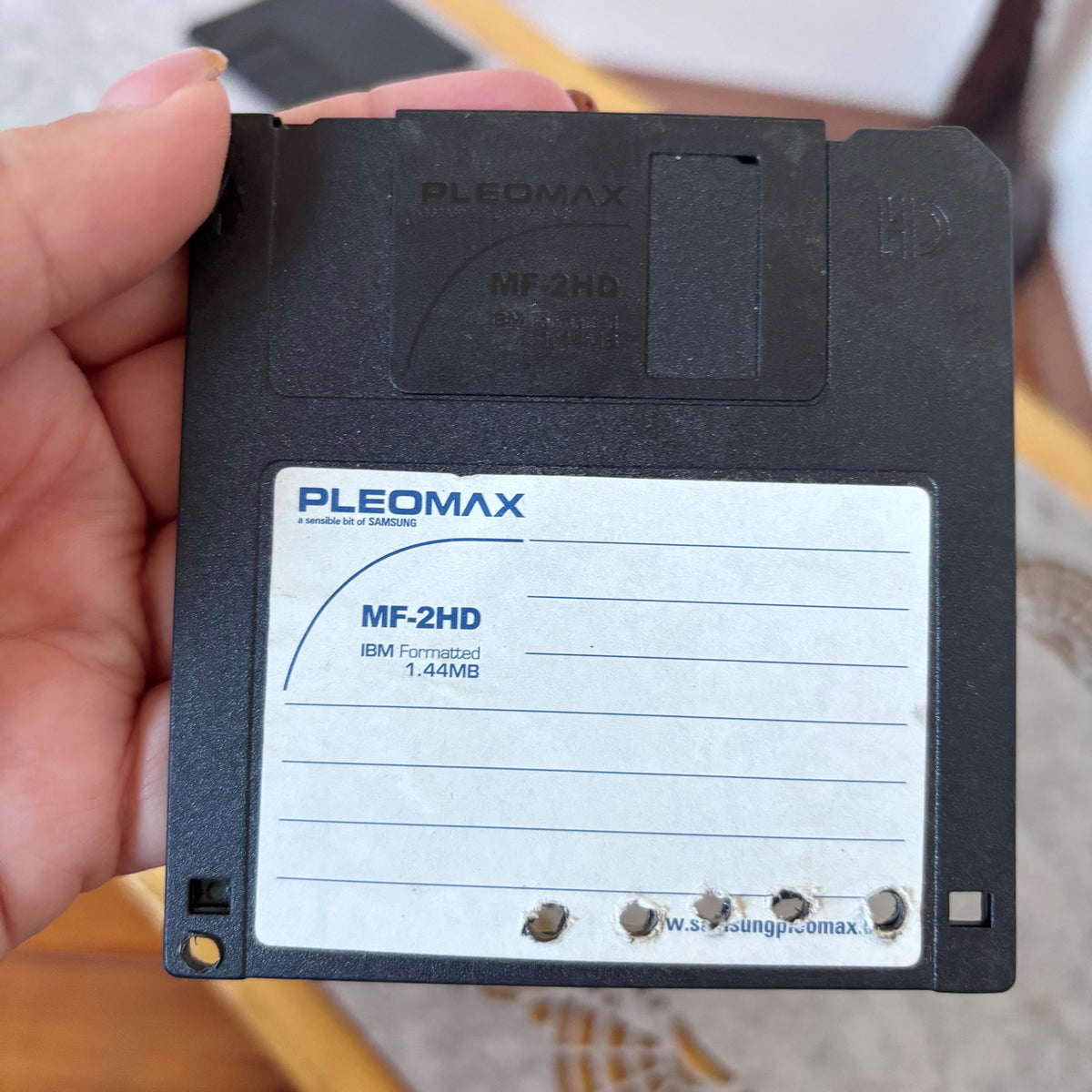 Vintage 3.5 Inch Floppy Disks Lot of 9, Verbatim Samsung Planet Drivers, Windows 98 Era, Retro Computer Media, Untested