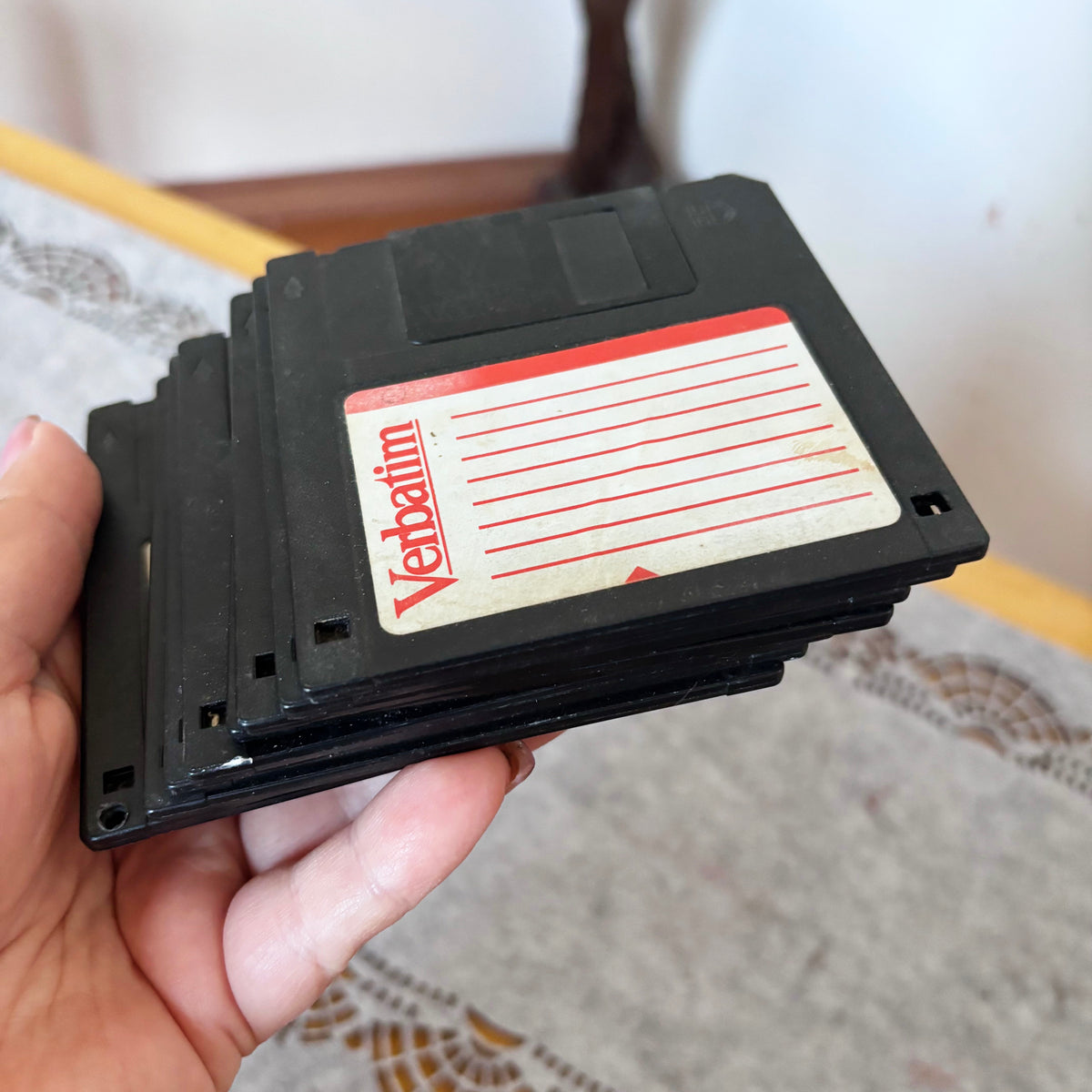 Vintage 3.5 Inch Floppy Disks Lot of 9, Verbatim Samsung Planet Drivers, Windows 98 Era, Retro Computer Media, Untested