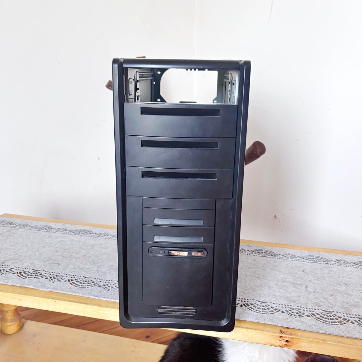 Vintage Black ATX PC Case, Retro Desktop Computer Tower, Early 2000s, Empty Chassis, Sleeper Build or Restoration