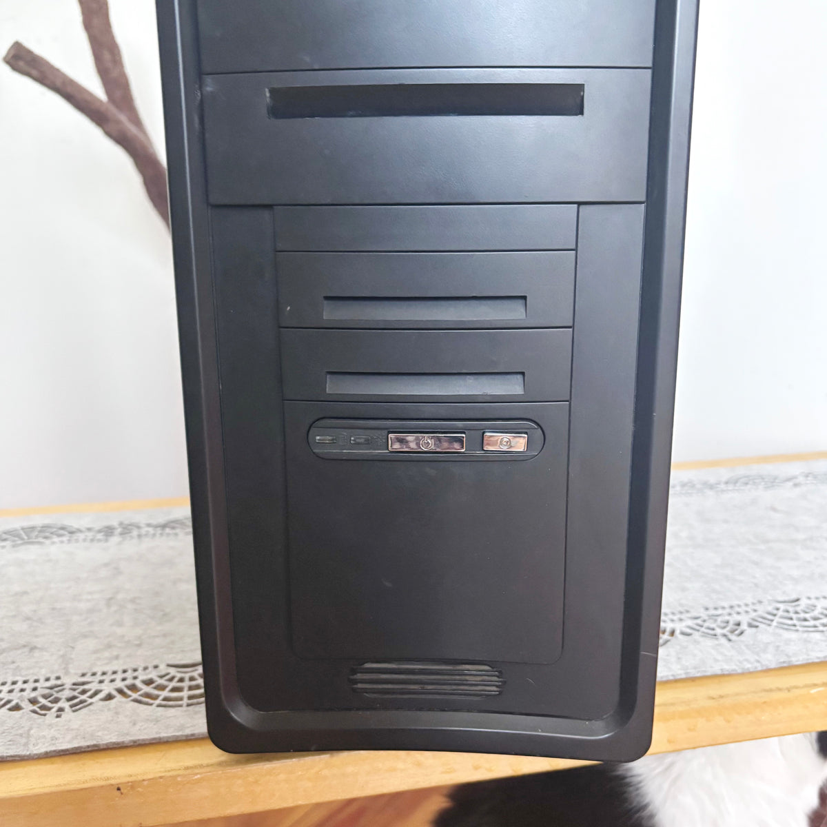 Vintage Black ATX PC Case, Retro Desktop Computer Tower, Early 2000s, Empty Chassis, Sleeper Build or Restoration