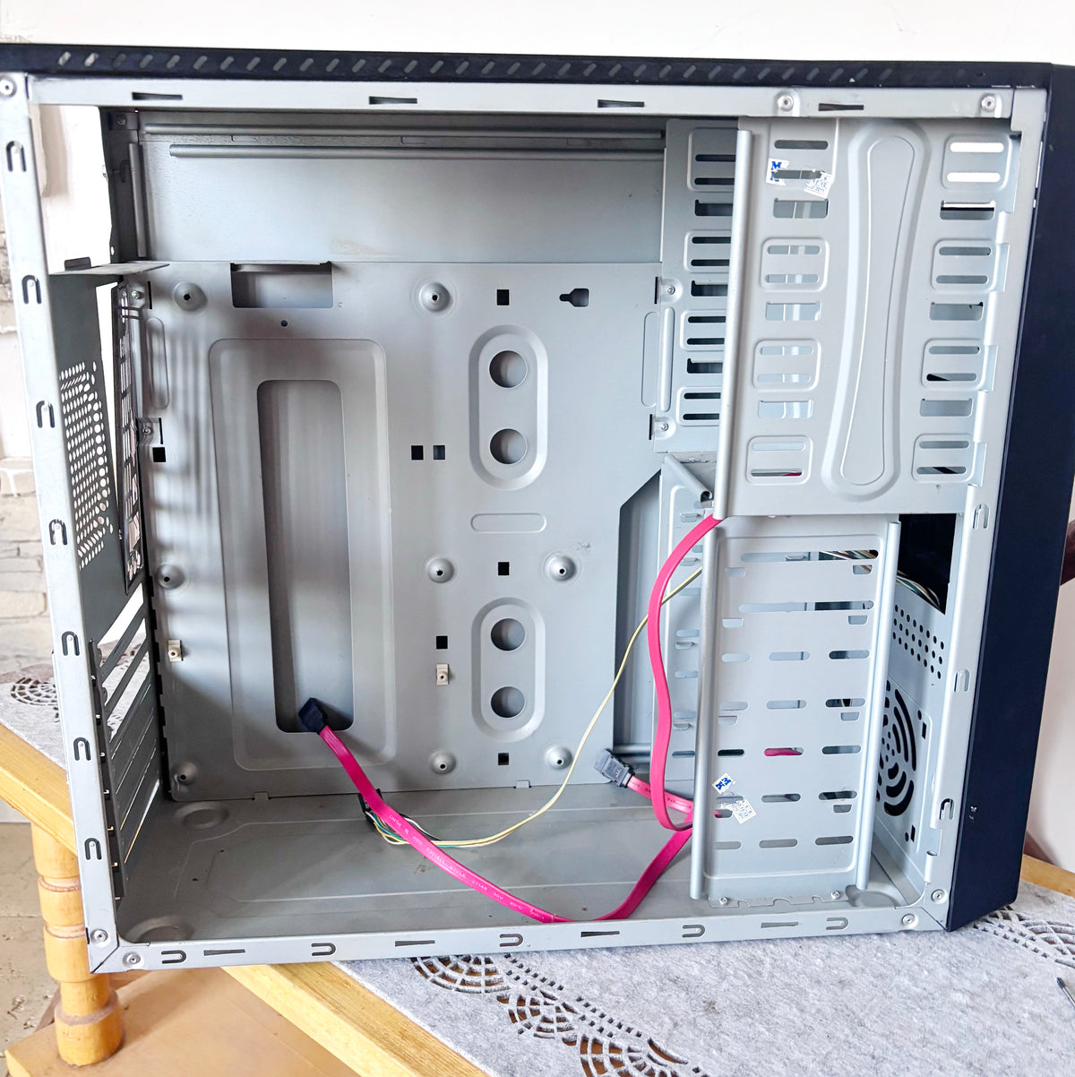 Vintage Black ATX PC Case, Retro Desktop Computer Tower, Early 2000s, Empty Chassis, Sleeper Build or Restoration
