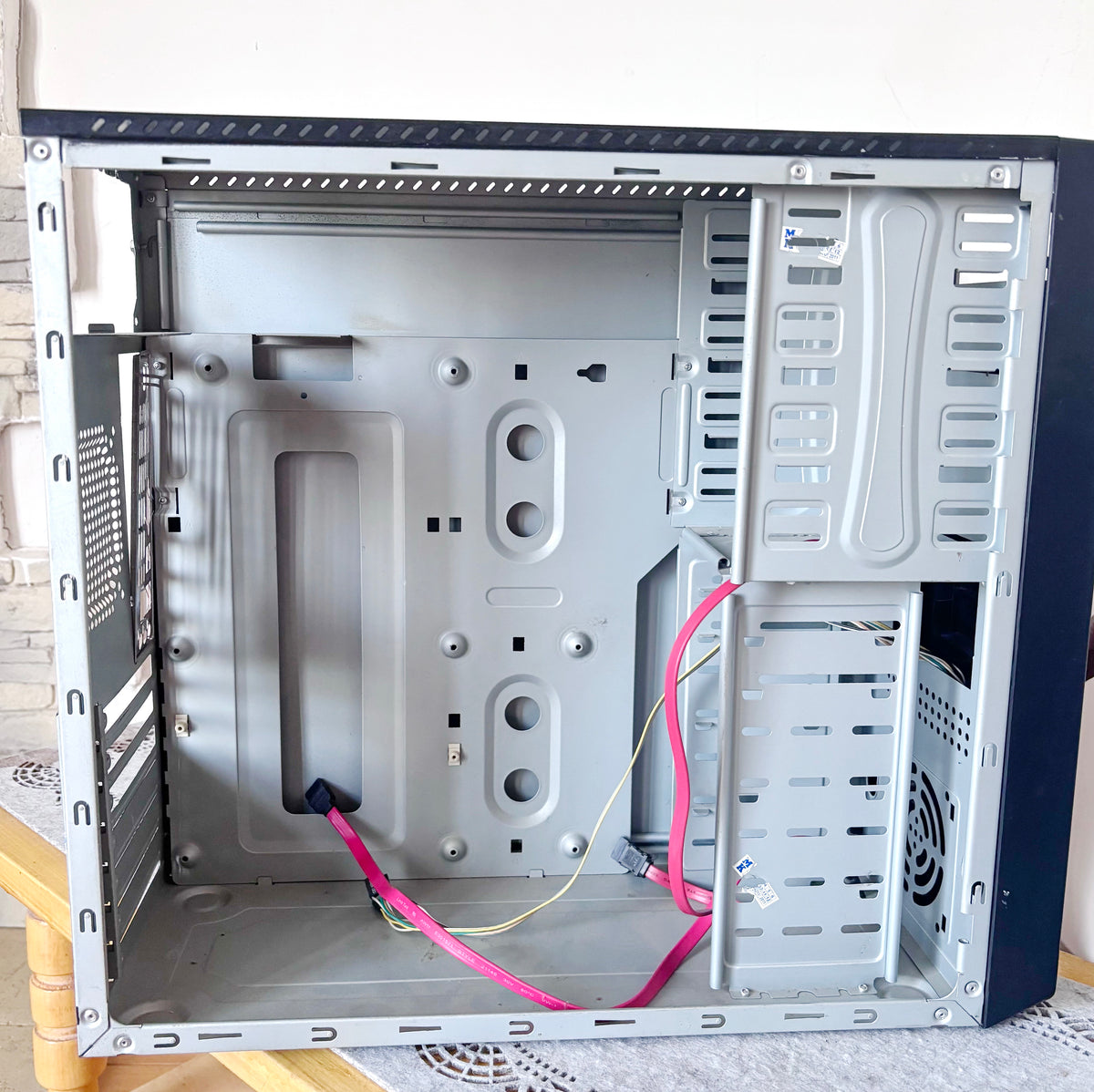 Vintage Black ATX PC Case, Retro Desktop Computer Tower, Early 2000s, Empty Chassis, Sleeper Build or Restoration