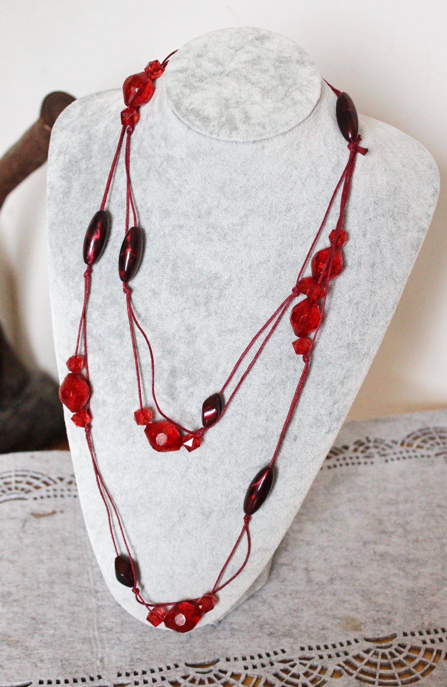 Vintage long red beaded necklace - Nekclace 1990s - vintage bijouterie - gift neckalce - made in Ukraine