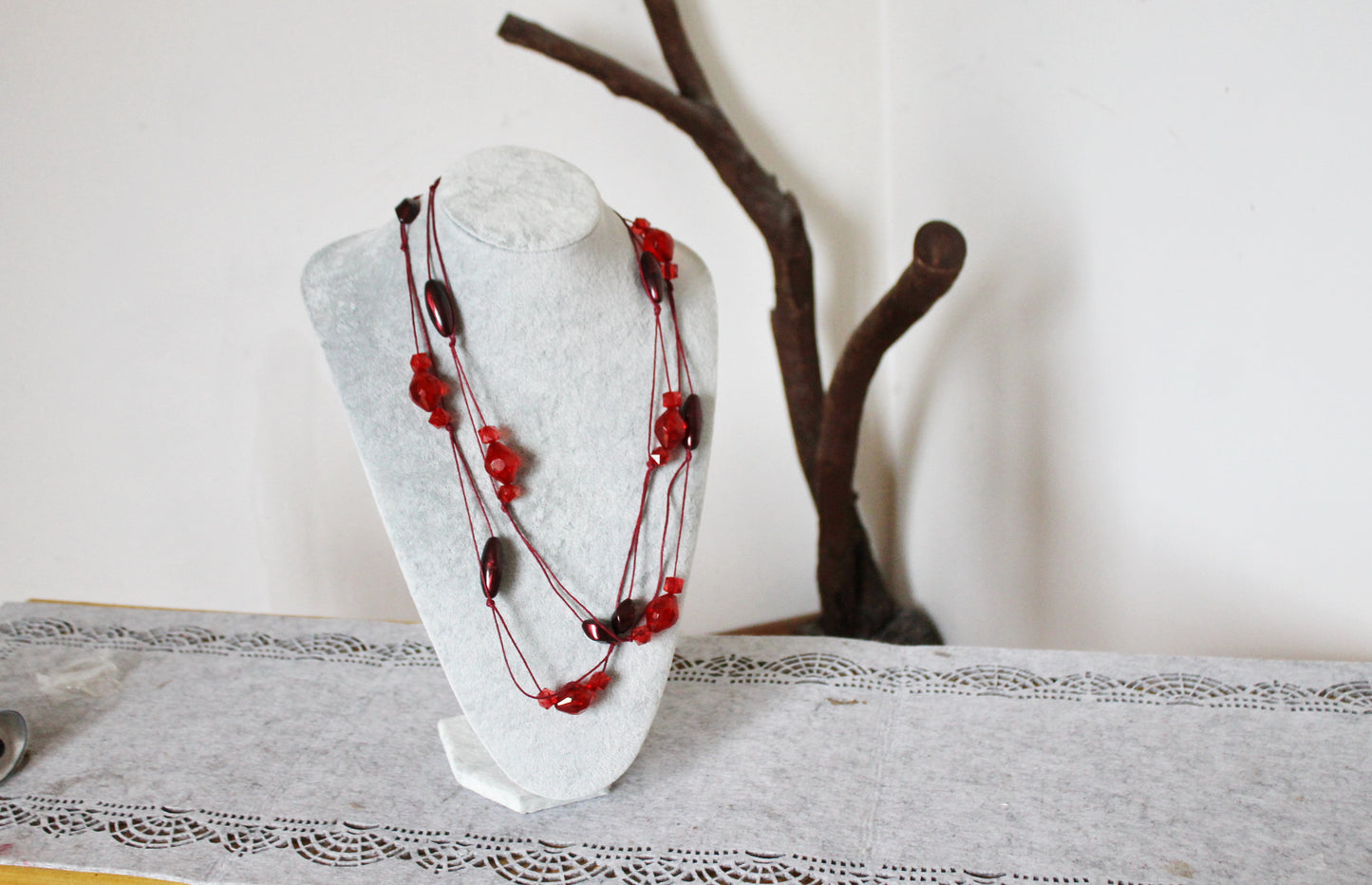 Vintage long red beaded necklace - Nekclace 1990s - vintage bijouterie - gift neckalce - made in Ukraine
