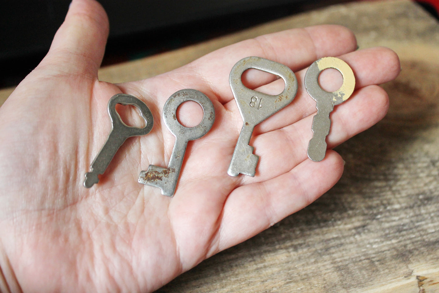 Set of 10 vintage keys from the USSR - Soviet Union vintage keys, Old rare house keys, Skeleton keys