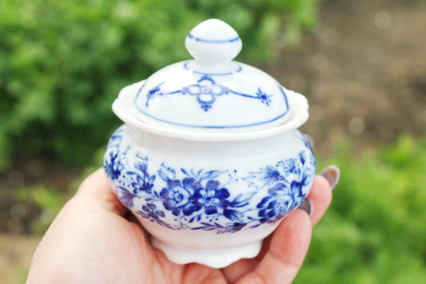 Vintage German Porcelain Sugar Bowl – Seltmann Weiden "Theresia Heimatland" – Blue Floral Bavaria West Germany
