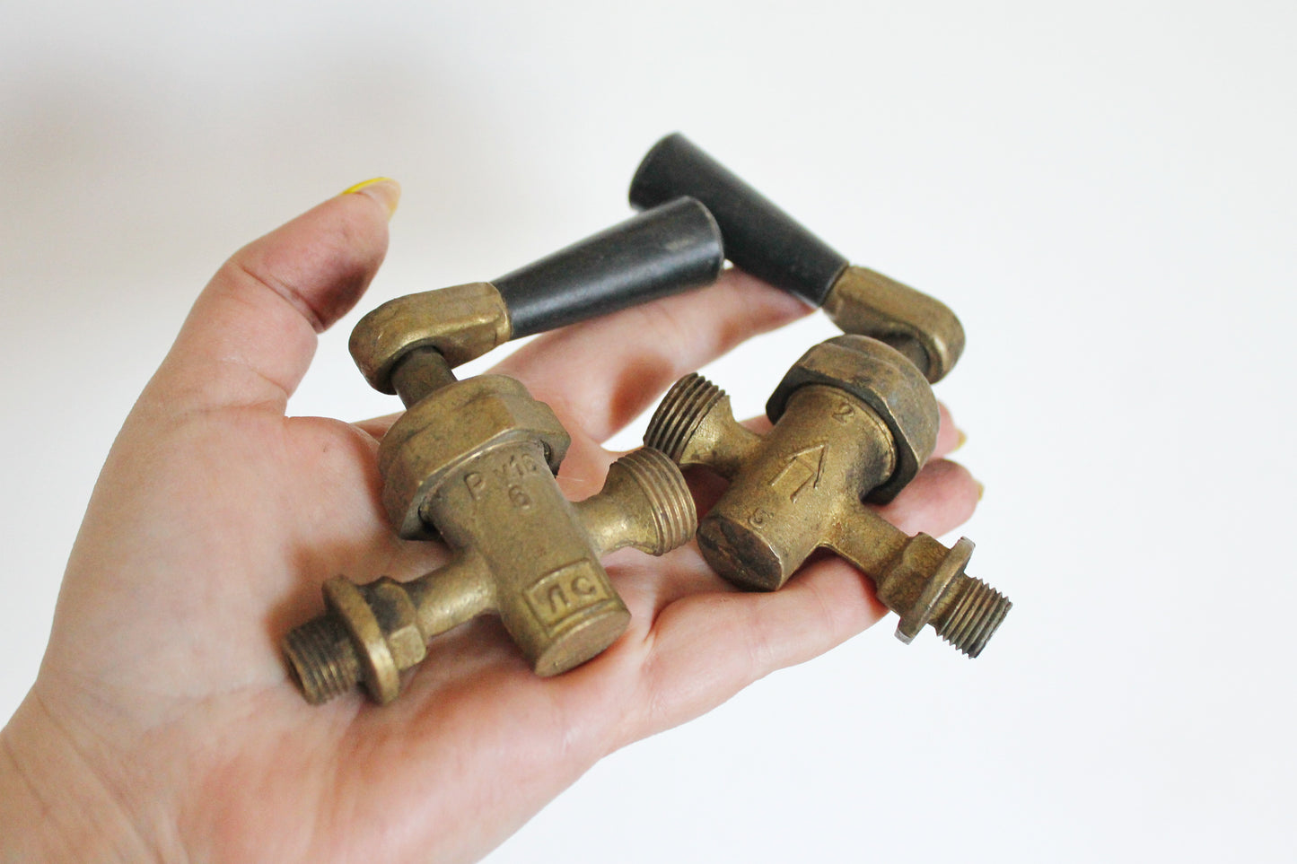 Set of 3 Vintage Brass Radiator Valves | Industrial Steampunk Faucet Handles | Mid-Century Metal Plumbing Parts - 1950-1970s