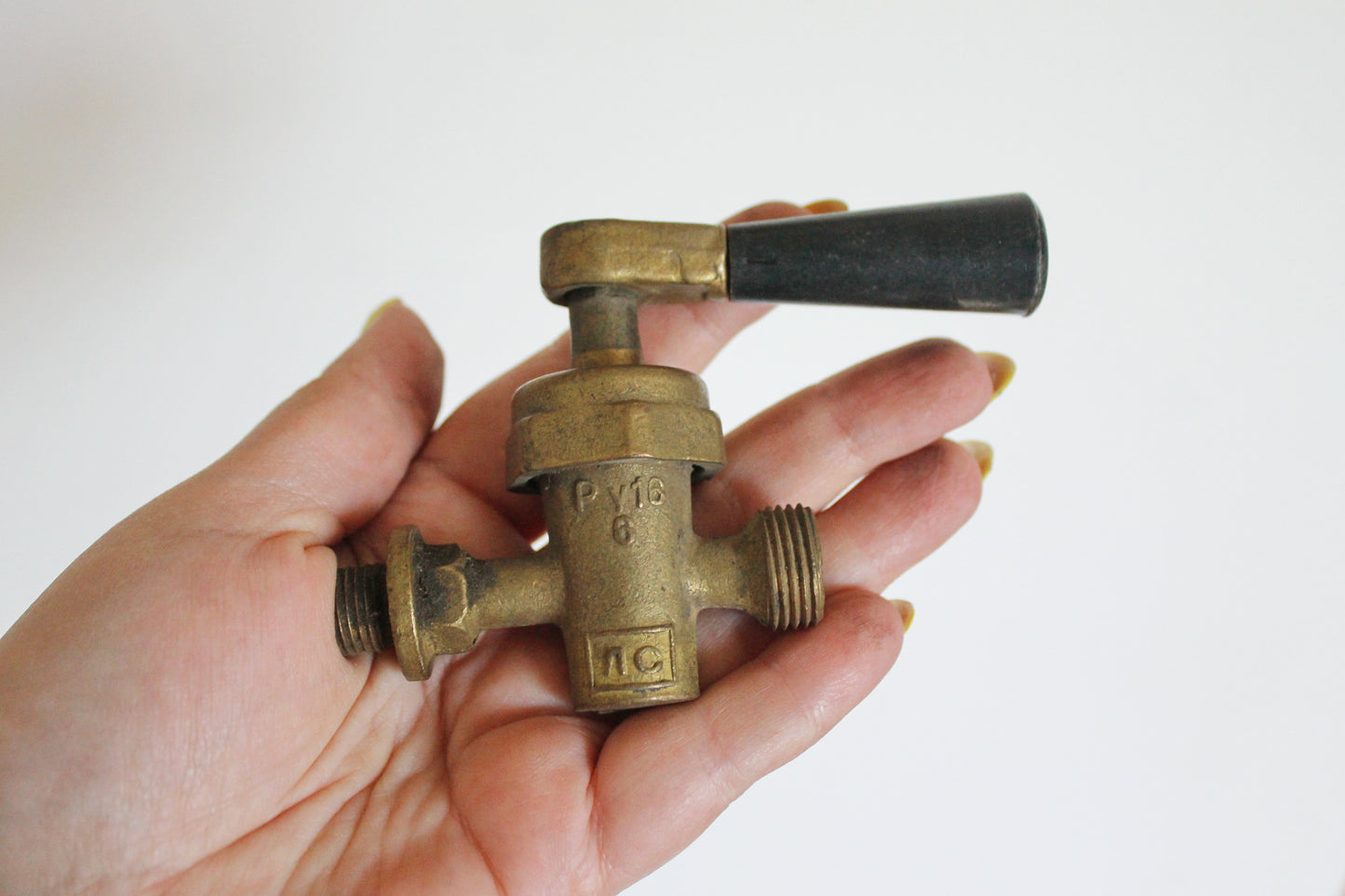 Set of 3 Vintage Brass Radiator Valves | Industrial Steampunk Faucet Handles | Mid-Century Metal Plumbing Parts - 1950-1970s